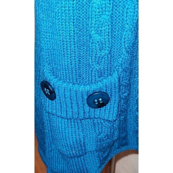 FEVER Sweater Dress Size Small Blue. Wool blend. Front pockets w buttons. - Picture 6 of 9